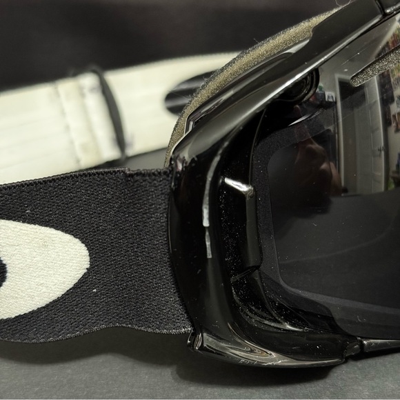 Oakley Airbrake MX Googles XL dirtbike ski motorcross-Black - Picture 9 of 15